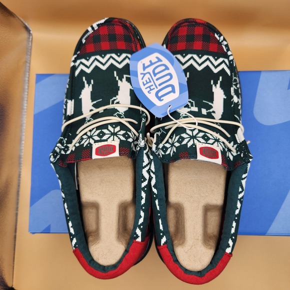 Hey Dude Wally Holiday Cheers Shoes Mens Size 12 Green Multi Casual Comfort Xmas - Picture 7 of 13